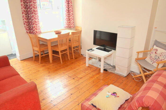 3 Bedroom Terraced House To Rent In Newlyn Street, Rusholme, Manchester, M14