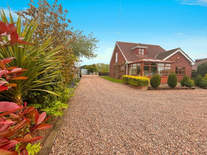 4 Bedroom Detached House For Sale In Pitt Lane, Ryehill, Hull, East Yorkshire, HU12
