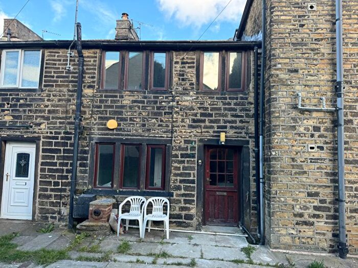 2 Bedroom Cottage To Rent In Acre Street, Lindley, Huddersfield, HD3