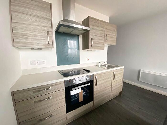 Apartment To Rent In Regent Street, Barnsley, South Yorkshire, S70
