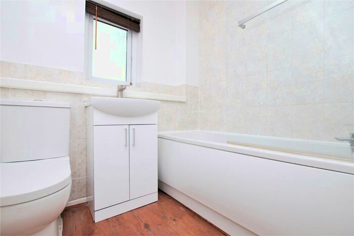 1 Bedroom Semi-Detached House To Rent In Ladygrove Drive, Guildford, Surrey, GU4