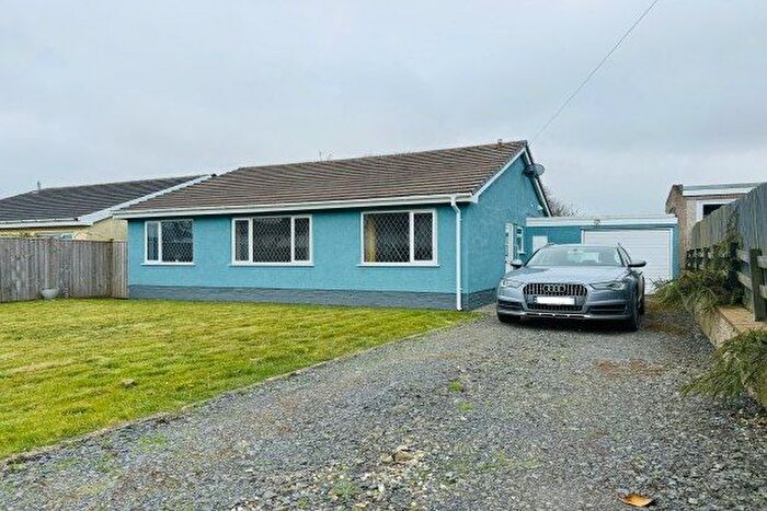 3 Bedroom Bungalow To Rent In , Llandysul, SA44