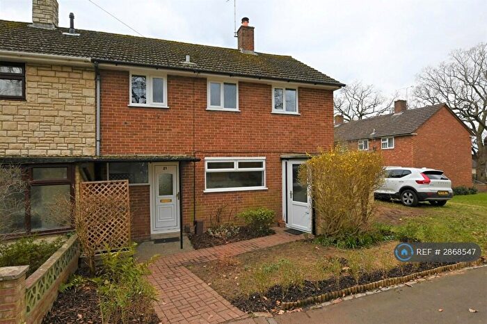 3 Bedroom Semi Detached House To Rent In Greywell Avenue, Southampton, SO16