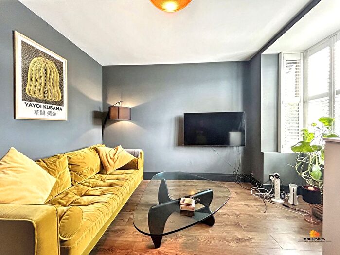 2 Bedroom Terraced House To Rent In Berkhampstead Road, Chesham, HP5