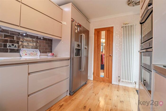 3 Bedroom Detached Bungalow For Sale In Kingswood Grove, Owlthorpe, Sheffield, S20