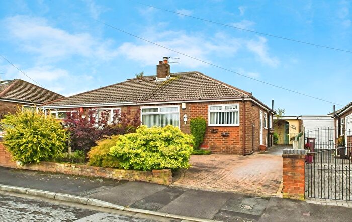 2 Bedroom Semi-Detached House For Sale In St Albans Close, Haydock, WA11
