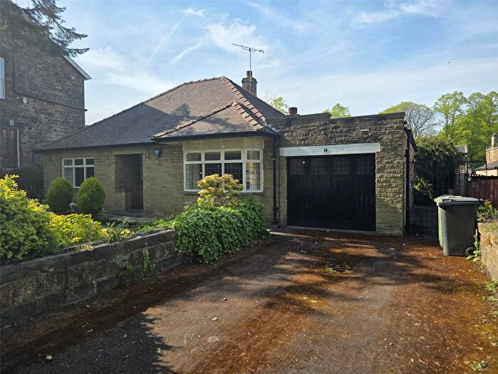 2 Bedroom Bungalow To Rent In West Park Street, Dewsbury, West Yorkshire, WF13