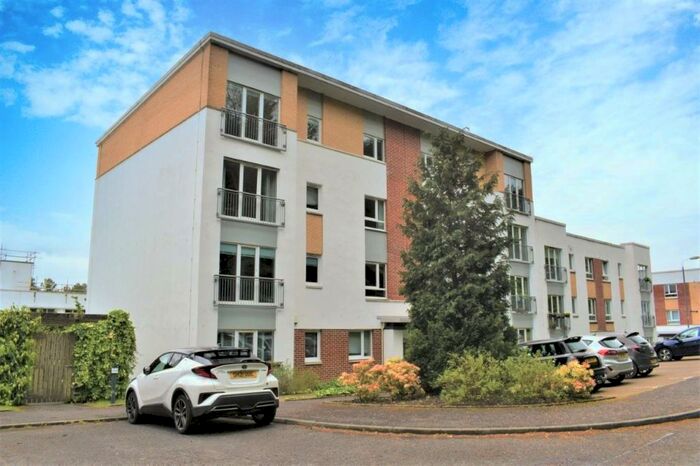2 Bedroom Flat To Rent In Cairnhill View, Bearsden, Glasgow, G61