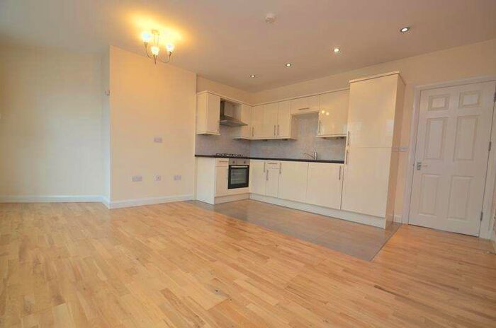 1 Bedroom Apartment To Rent In High Street, Ruislip, HA4