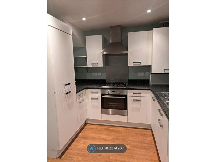 3 Bedroom Semi-Detached House To Rent In Sunliner Way, Ockendon, RM15