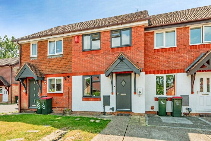 2 Bedroom Terraced House For Sale In Berkeley Close, Crawley, RH11