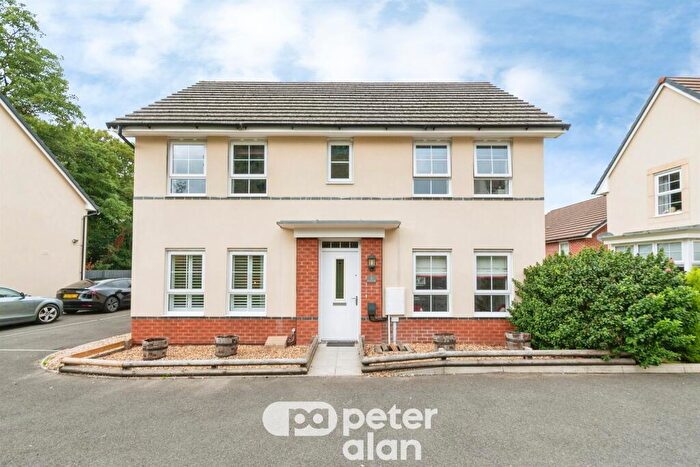 4 Bedroom Detached House For Sale In John Jobbins Way, Penygarn, Pontypool, NP4