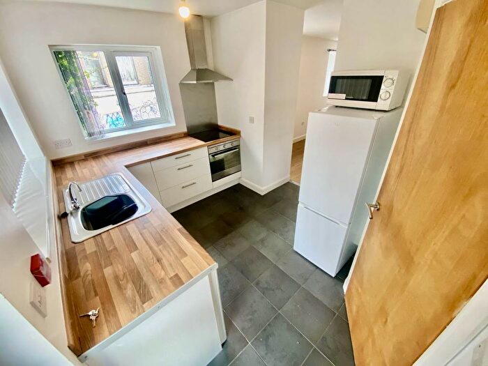1 Bedroom Flat To Rent In Brunswick Street, City Centre, Swansea, SA1