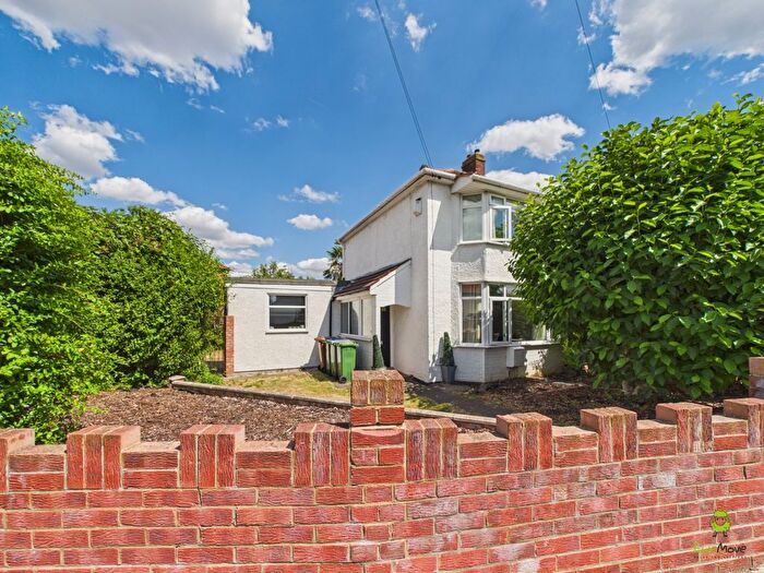 2 Bedroom Semi-Detached House For Sale In Merlin Road, Welling, Kent, DA16