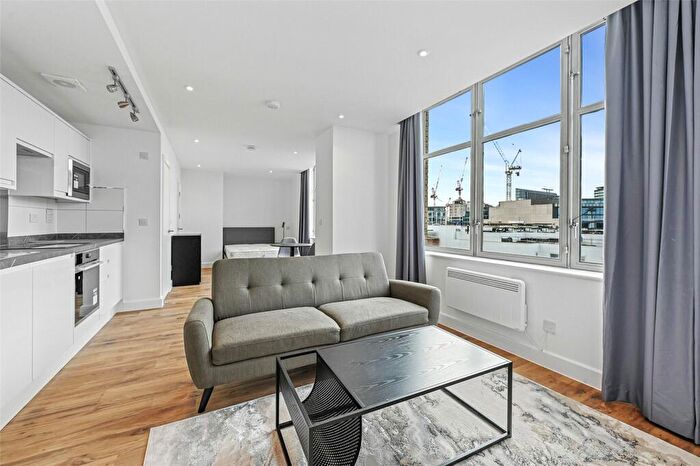 Apartment To Rent In West Smithfield, London, EC1A