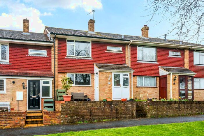 3 Bedroom Terraced House For Sale In Mornington Close, Andover, SP10