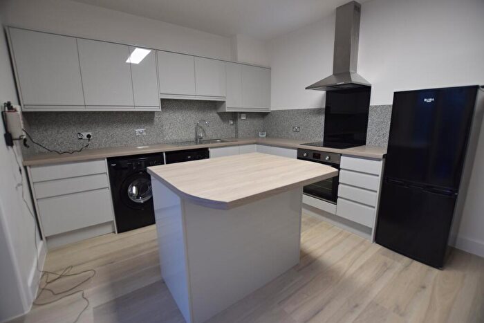 1 Bedroom Flat For Sale In Clarence Park Road, Bournemouth, BH7