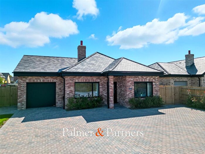 3 Bedroom Bungalow For Sale In Thorrington Road, Little Clacton, Clacton-on-Sea, Essex, CO16