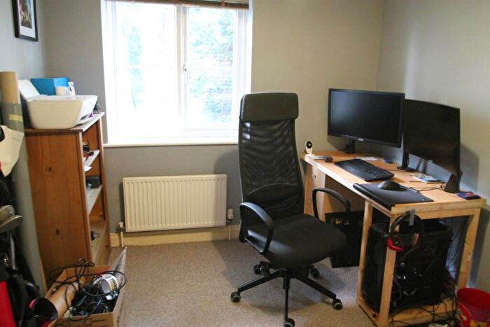 2 Bedroom Apartment To Rent In Jasmine Court, Maidstone, ME16