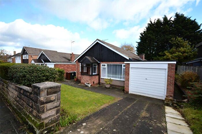 3 Bedroom Bungalow For Sale In Linton Road, Leeds, LS17