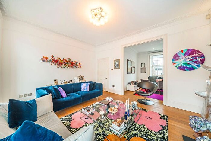 4 Bedroom Property For Sale In Sydney Street, Chelsea, SW3