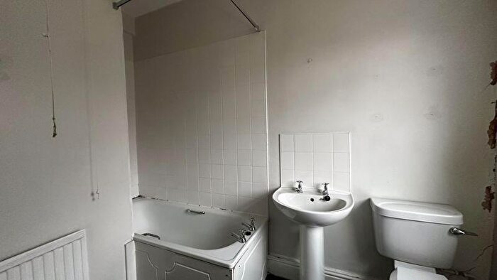 2 Bedroom Terraced House For Sale In Clarence Street, Lancaster, LA1