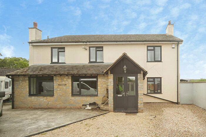 5 Bedroom Detached House For Sale In Chedzoy Lane, Bridgwater, TA7