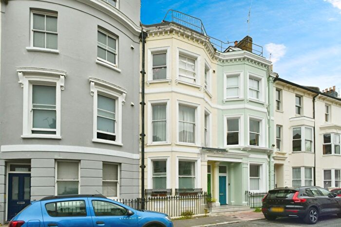 1 Bedroom Flat For Sale In St. Georges Terrace, Brighton, BN2
