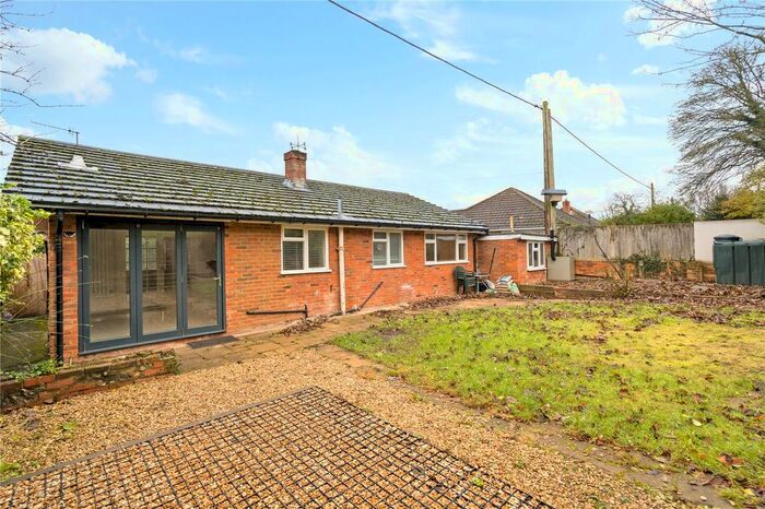 4 Bedroom Bungalow For Sale In Vale Road, Chesham, Buckinghamshire HP5