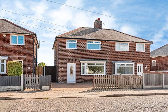 3 Bedroom Semi-Detached House For Sale In Sandy Lane, Hucknall, Nottingham, Nottinghamshire, NG15