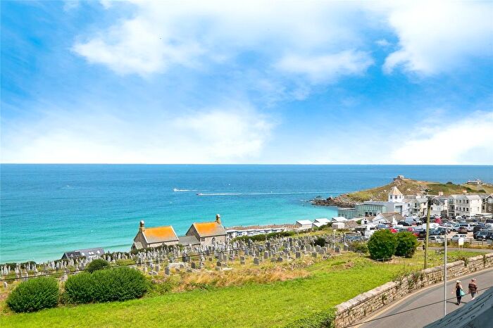 3 Bedroom Flat For Sale In Clodgy View, St. Ives, Cornwall, TR26