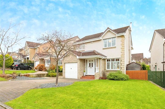 3 Bedroom Detached House To Rent In Pitreavie Castle, Dunfermline, KY11