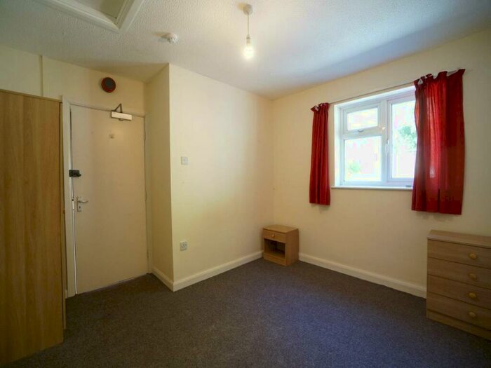 1 Bedroom House To Rent In Apartment, Bangor, Gwynedd, LL57