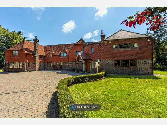 5 Bedroom Semi-Detached House To Rent In Old Willingdon Road, Friston, Eastbourne, BN20