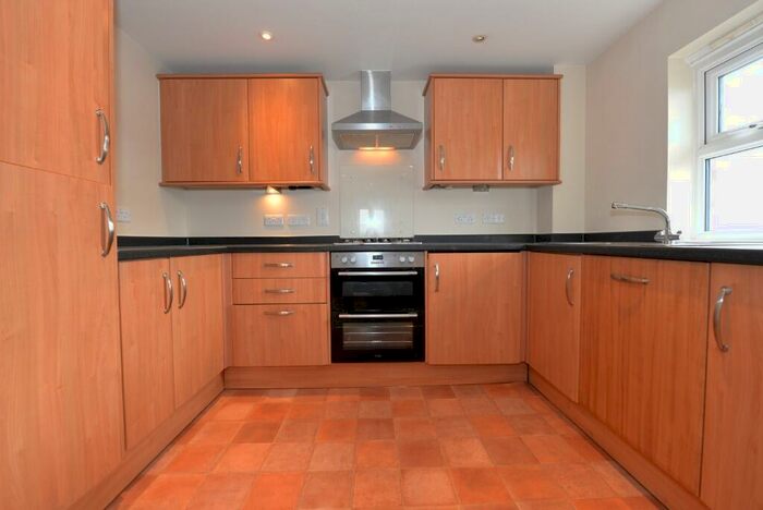 2 Bedroom Flat To Rent In Bournemouth Road, Chandler's Ford, Eastleigh, SO53