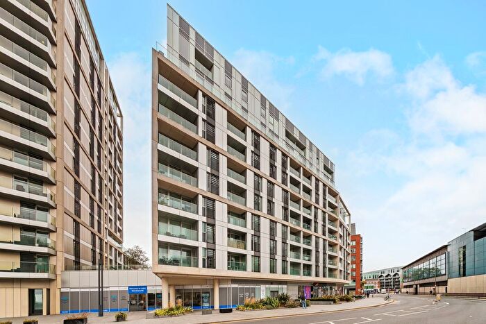 2 Bedroom Flat To Rent In Aurora Apartments, Buckhold Road, Wandsworth, SW18