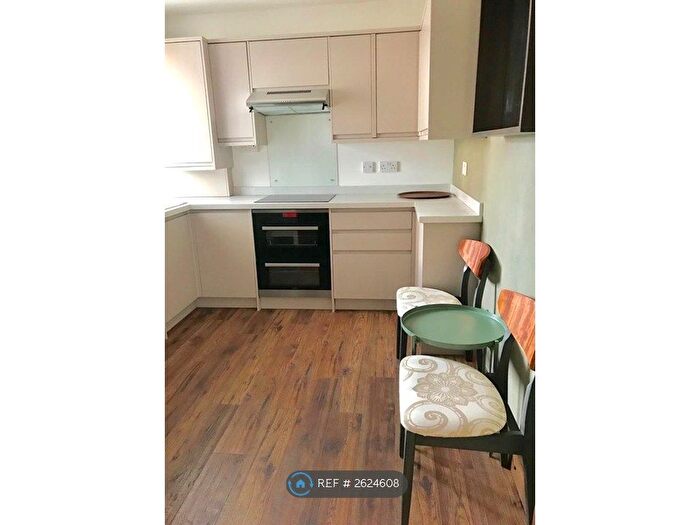 2 Bedroom Flat To Rent In St. Michael House, Birmingham, B16