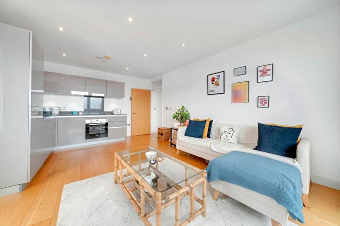 1 Bedroom Flat For Sale In Barry Blandford Way, Hoey Court, E3