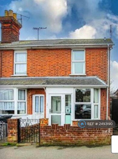 2 Bedroom End Of Terrace House To Rent In Alexandra Road, Burnham-On-Crouch, CM0