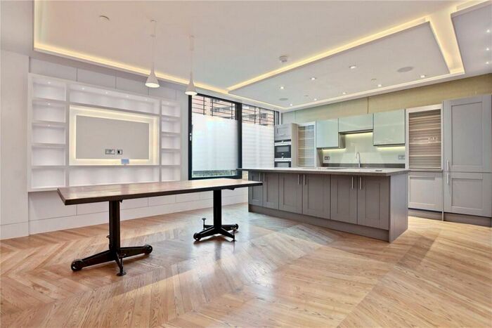 4 Bedroom House To Rent In Ferdinand Street, Camden, NW1