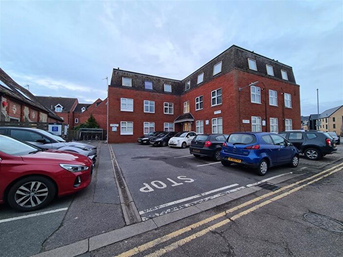 1 Bedroom Flat To Rent In Flat Coppers Court, Ferrars Road, Huntingdon, PE29