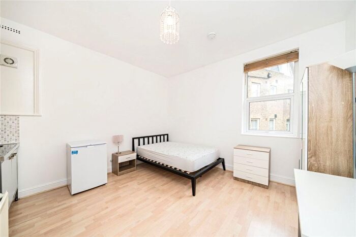 Studio To Rent In Glendower Place, London, SW7