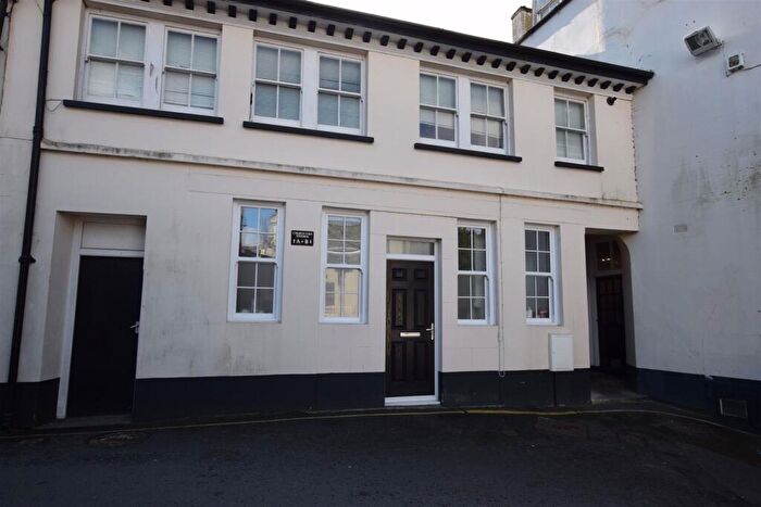 2 Bedroom Flat For Sale In Church Stile Flats, Launceston, PL15
