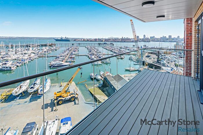 1 Bedroom Apartment For Sale In Viewpoint, Harbour Road, Gosport, Hampshire, PO12