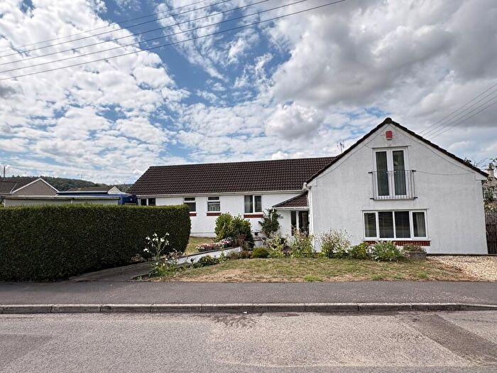 4 Bedroom Detached House For Sale In Yadley Close, Winscombe, North Somerset, BS25