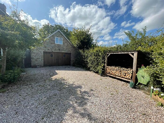 1 Bedroom Apartment To Rent In Dalwood, Axminster, EX13