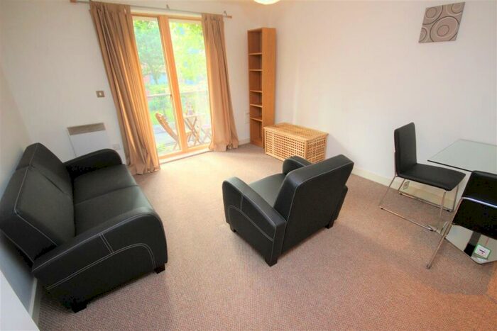 1 Bedroom Apartment To Rent In Barton Place, Hornbeam Way Manchester, M4