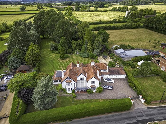 6 Bedroom Detached House For Sale In Puttenham, Tring, HP23