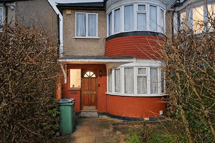 3 Bedroom Terraced House To Rent In Harrow, HA2