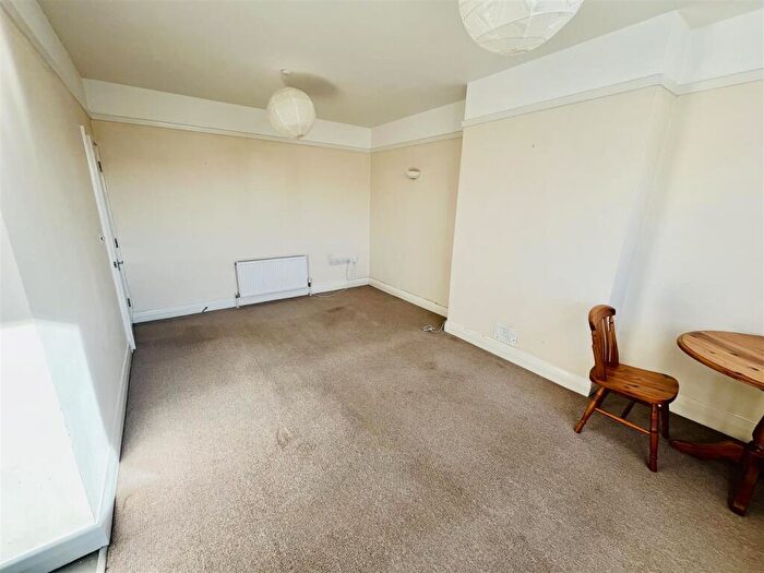 2 Bedroom Flat To Rent In B Cromwell Road, St. Andrews, Bristol, BS6
